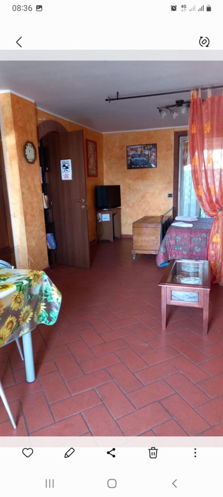 Ferienwohnung A Santy'S House 1Piano-No Lift-Shuttle A Pagamento-Raggiungibile A Piedi Aeroporto-Fermata Bus Fiera Di Roma A 3 Minuti-Air Condiz Ed Extra Bed For A Fee A Pagamento Fiumicino Exterior foto